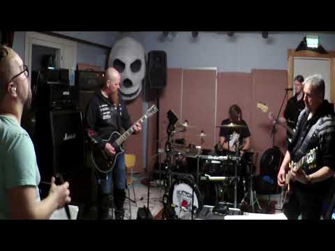 Beatmore-Lunnaat(Mokoma cover)