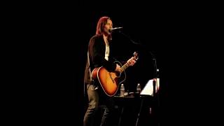 Myles Kennedy - "Mars Hotel" (The Mayfield Four) (live)
