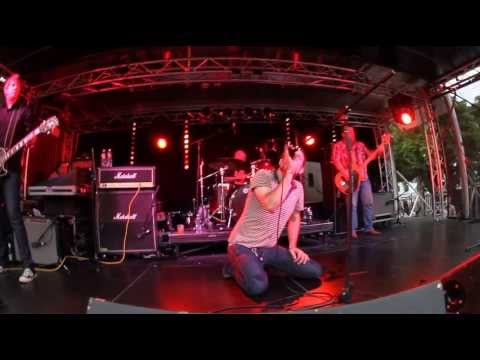Meanies - Rhyming Logic & Feed The Dog (Port Royal Street Party) @ Port Melbourne (18th Jan 2014)