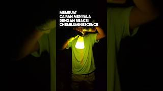 Download lagu Membuat Cairan Menyala Glow in The Dark #shorts mp3