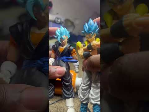 Broly vs gogeta and vegito #figures #dragonball #kysworld￼