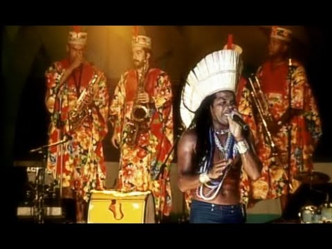 Carlinhos Brown - Ao Vivo No Festival de Verão Salvador 2006 (Completo/Full Video)