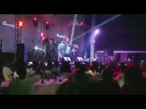 YUNGHDAMMIT  show da forca suprema em havana