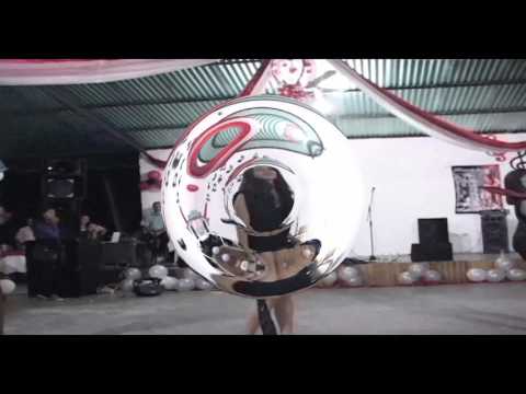 Baile en los 15 años de María José Ramos