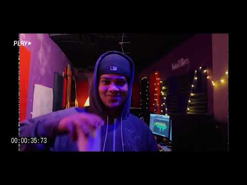 EN CU4TRO (visualizer) ALCONYMB, BACANITO,  KENNYOV Y URBAEZ.