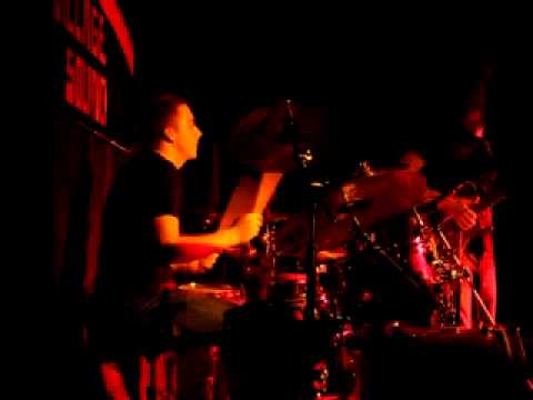 Crash Family - Tom Klos solo (Čáry máry fuck)