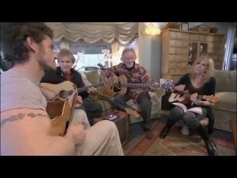 Klaus Voormann comes to visit Carly Simon