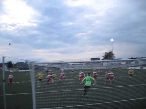 Hertha Walheim : Westwacht Aachen 13. Minute 1:0 Tor nach Freistoß durch Oliver Weitz