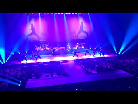 download lagu mp3 mp4 Ariana Grande Concert Sydney, download lagu Ariana Grande Concert Sydney gratis, unduh video klip Ariana Grande Concert Sydney