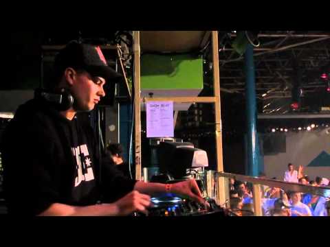 Dj Danna vs Dj Willy 05-01-2012 @ Snow Beat (Florida)