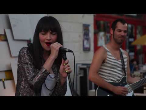 Dorine Levy - Alice- International film festival Performance