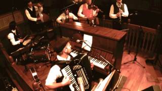 Bulgar a la Naftule - C. L. Mayer et son Ensemble International