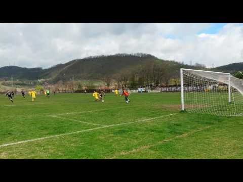 Alex Lup cere penalty in Aurul - Certej 3-0