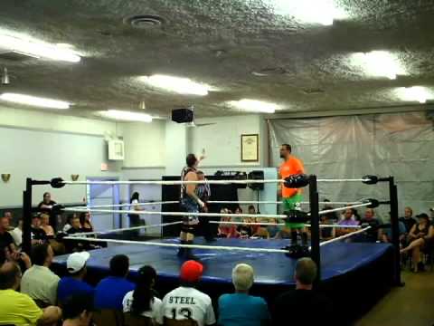 "Dastardly" Danni Deeds vs Krofton - VIPW