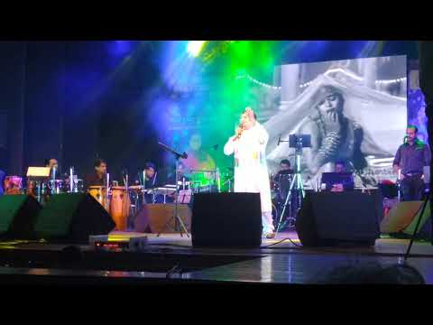 Proshanto Laga Chunri Mei Daag