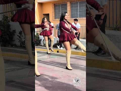 hermosa cachiporrista de la banda musical de BERLIN usulutan