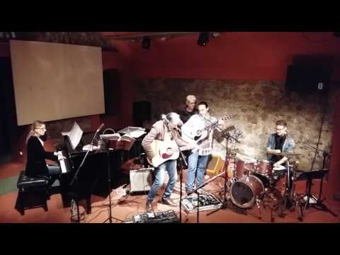 Stefano Frollano with Giovanna Famulari and Young's Tribe playing Helpless (Neil Young)