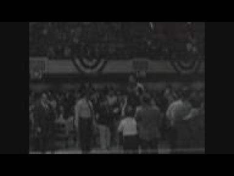 Philadelphia 76ers V San Francisco Warriors