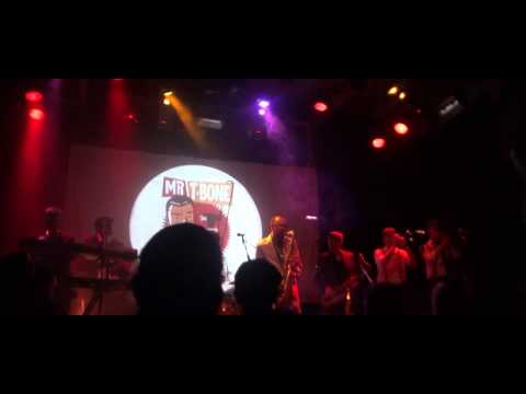 The Clerks meet Mr. T-Bone & Tommy Tornado - Give me a Call