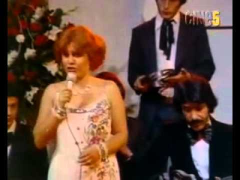 Ferdi Tayfur &  Huri Sapan & Huzurum Kalmadı (Video Klip)