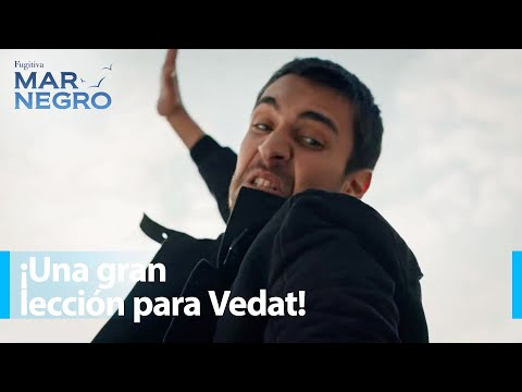 ¡Todo el pueblo estaba detrás de Nefes! - Mar Negro Capítulo 21 | Fugitiva