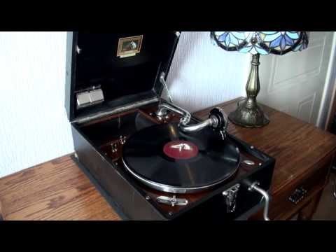 HMV Model 101 Gramophone Artie Shaw