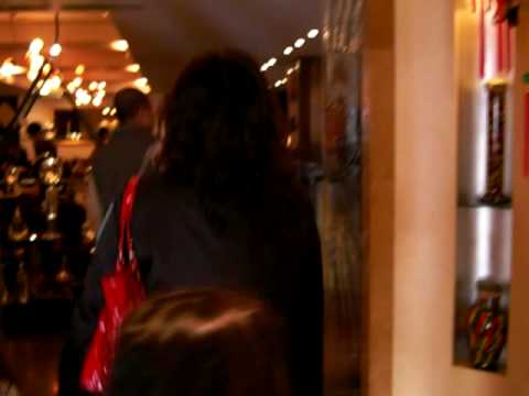 17/01/09 Ambassador Hotel comendo no restaurante chinês