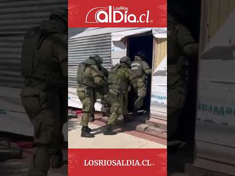 Panguipulli: Carabineros del OS7 decomisan armamento de guerra en operativo policial