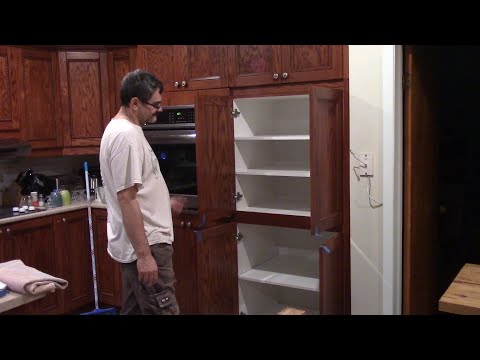 The Woodpecker Ep 241 - A kitchen cupboard for my sister