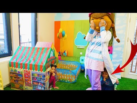 Doc McStuffins, Öykü and Masal Play Hide and Seek Funny Kids Video