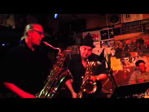 Jerry Vivino & Doug Webb battle on baritones saxes w Oleg c