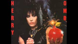 Joan Jett and the Blackhearts - Cherry Bomb with lyrics