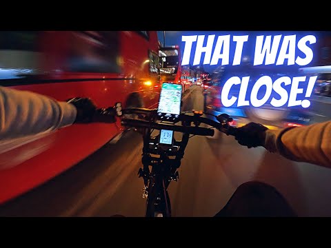 Delivering Food To Hospital Beds & Luxury Apartments On My E-Bike │ London Night Shift