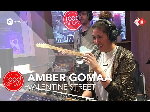 Amber Gomaa - 'Valentine Street' live @ Roodshow Late Night