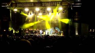 Genesis with Ray Wilson and the Berlin Symphony Ensemble: Congo.