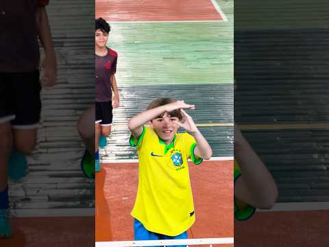 MEU IRMÃOZINHO METEU UM GOLAÇO E FEZ UMA HOMENAGEM PRA MIM!!