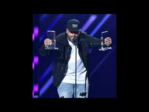 nicky jam Respeta y reconoce a la Leyenda Don Chezina