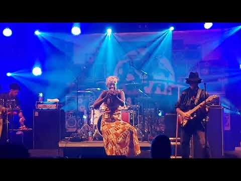 Sista Awa aka Awa Fall  beim Hill Vibes Reggae Festival 2018
