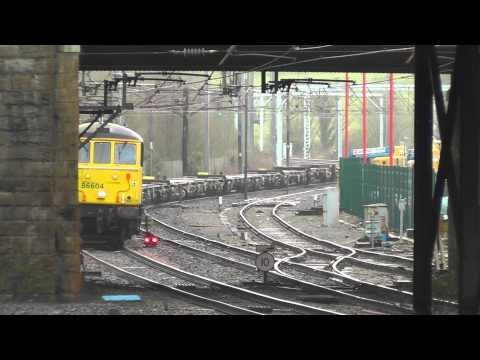 86604/86612 4s61 Crewe - Coatbridge liner 5th Feb. 2013