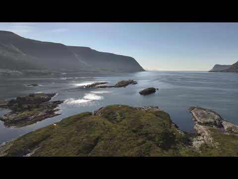 Langevåg - En fremtidig gondol kan komme her (Norge) (8K AI oppskalert) (DJI Mavic 3 Pro) (01.09.24)
