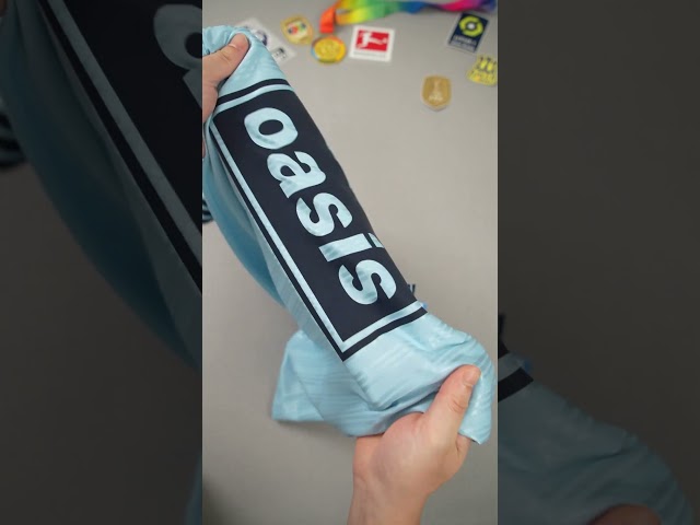 Vídeo relacionado con Oasis Amazon Exclusive Vintage USA Tour 1996 Baby Blue Camiseta