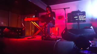 Peter Jefferies - On An Unknown Beach (Live)