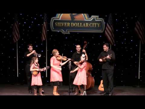 The Williamson Family Band - Just A Closer Walk