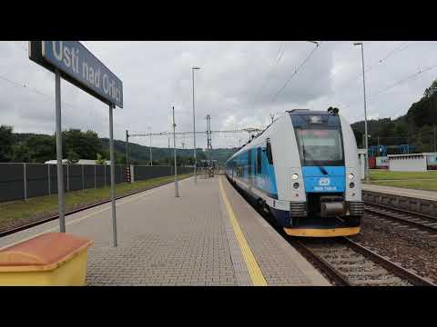 "InterPanter" (ČD class 660) arriving at Ústí nad Orlicí station as rychlik train from Praha to Brno