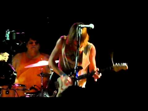 The Trimms - Wild Child