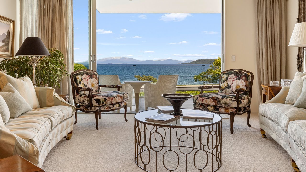 Garden-Level Apartment with Commanding Lake Views