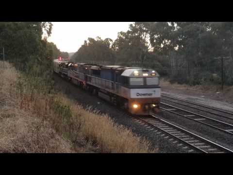 Aurizon's 4MB7  at Seymour, Victoria 11/01/17