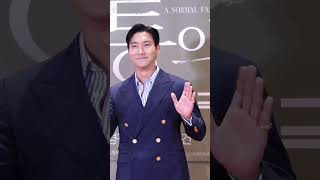 Download lagu ORDINARY FAMILY VIP PREMIER #siwon #movie #superjunior #choisiwon mp3