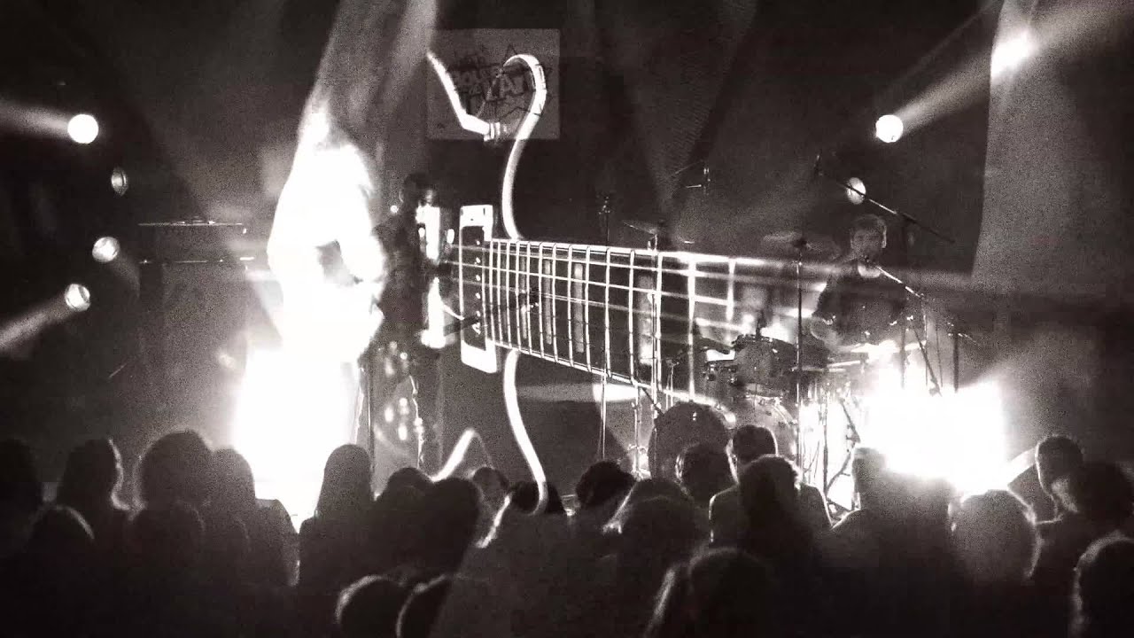 Seulll - Crosses & Noughts (live au Centre Le Bournot)
