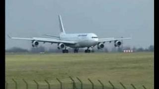 preview picture of video 'Airbus A340-313x  - [ F-GLZS ] ( AIR FRANCE )'